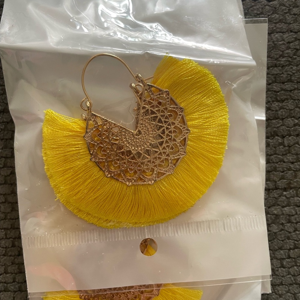 Elegant Yellow Fan Earrings